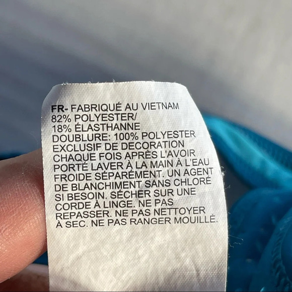 Nike Swimwear Girls Blue Mash Up Sporty Racerback One-Piece Swimsuit Sz 10-12 - Picture 11 of 11